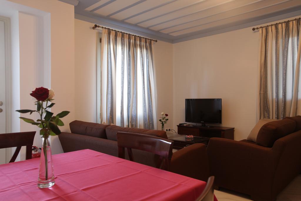 Avgerinos Hotel Kámbosz Szoba fotó